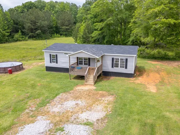 389 County Road 649, Roanoke, AL 36274