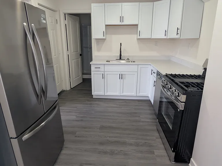 2622 N Central Park Ave #2 — Photo 3