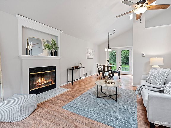 2nd image of 11203 207th Avenue Ct E