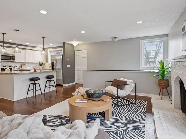 320 Ford Rd Unit 5, Saint Louis Park, MN 55426