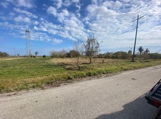 1824 Galveston Ave, Port Bolivar, TX 77650