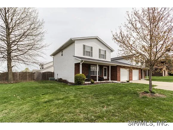 810 Plankway Dr photo 1