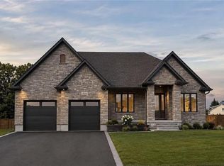 16 Albert St E, North Dumfries, ON N0B2N0