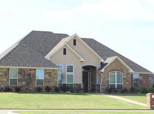 236 Baganie Ln, Bullard, TX 75757
