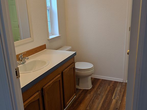 4th image of 8500 12th St SE
