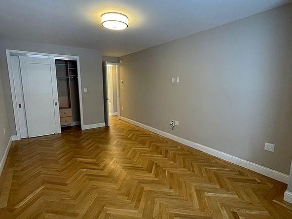 4th image of 305 E 86th St APT 2KW