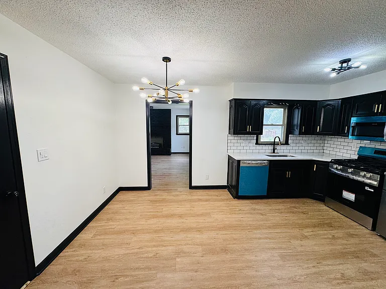 6417 N Bellefontaine Ave — Photo 8