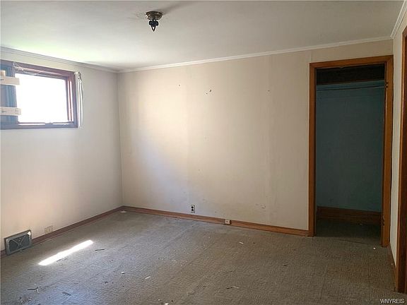 5th image of 82 Schutrum St