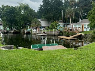 6123 Waverly Rd, Weeki Wachee, FL 34607