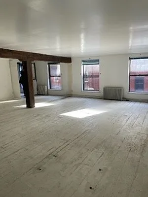 Rented by R New York | media 1