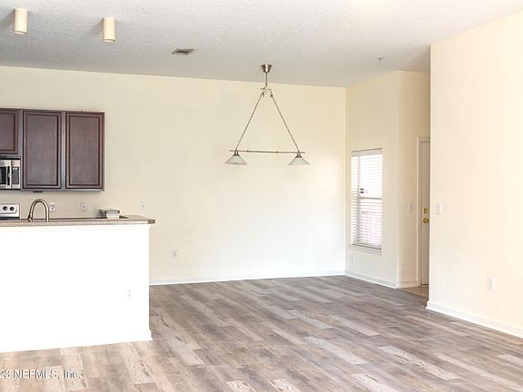 4th image of 13848 HERONS LANDING Way #8