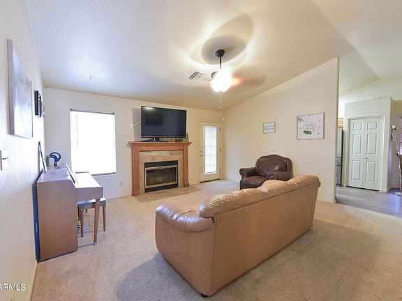 2nd image of 1219 E AVENIDA ISABELA --