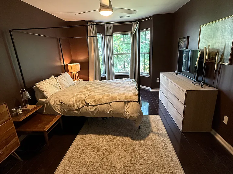 4002 Waltham Ct — Photo 12