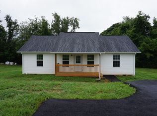 2089 Walnut St, White Pine, TN 37890