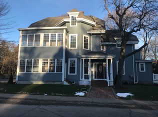 31 Rockland St, Wellesley, MA 02481