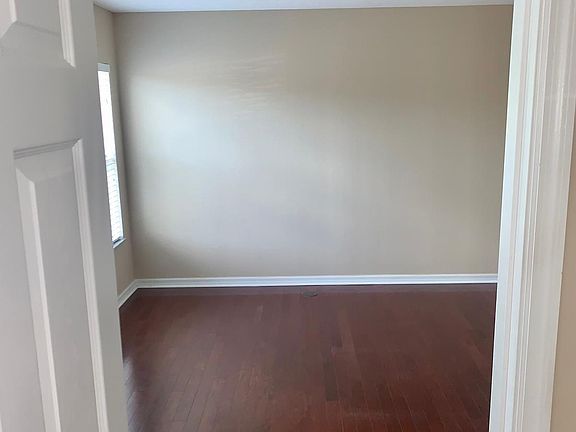 5th image of 2236 Leland Ln #2236