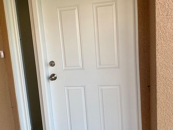 4th image of 1868 Sommarie Way