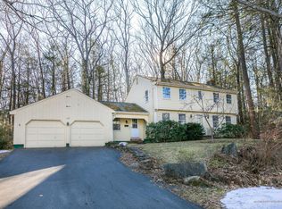 124 Oakhurst Rd, Cape Elizabeth, ME 04107