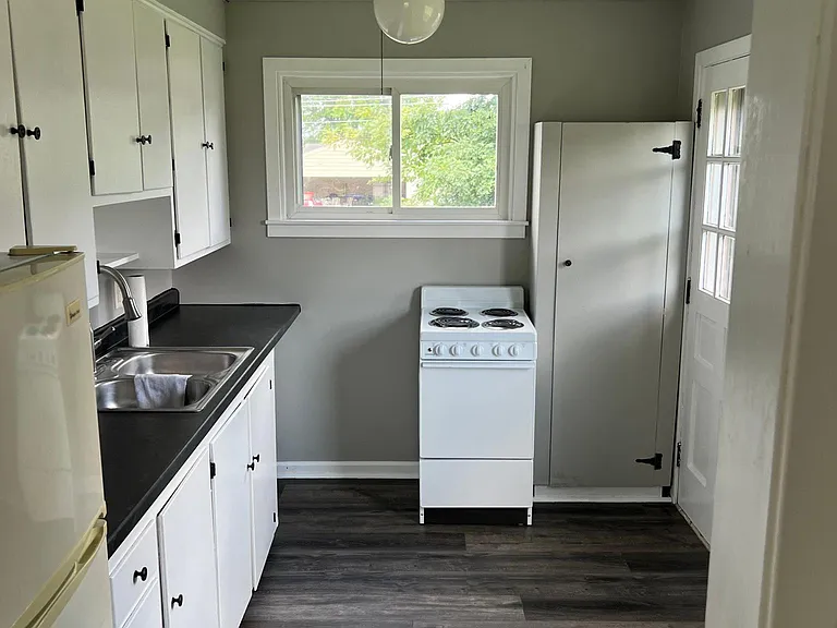 1411 N Main Ave — Photo 5