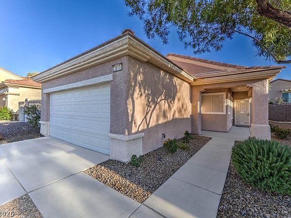 4th image of 2815 Sapphire Desert Dr