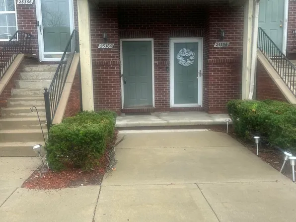 23364 Cornerstone Village Dr, Southfield, MI 48075