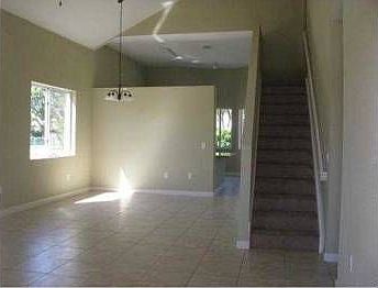 2nd image of 2260 SE 19 Ave