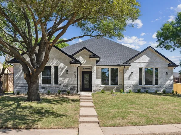 601 Copeland Dr, Cedar Hill, TX 75104