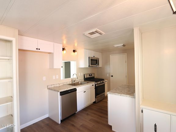 3rd image of 6067 W Lazy Heart St