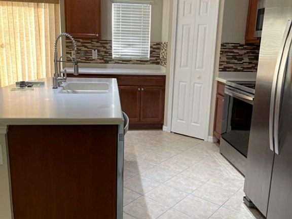 2nd image of 2950 Willowleaf Ln