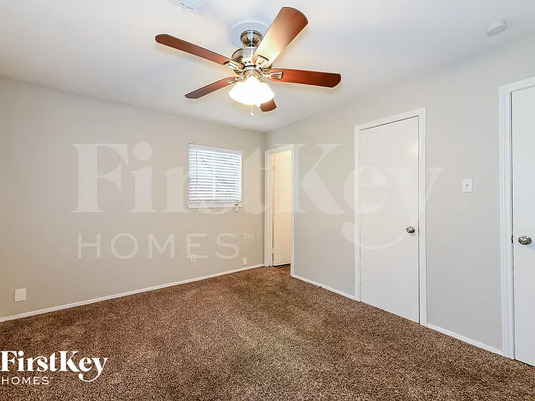 5721 Melanite Ave — Photo 11