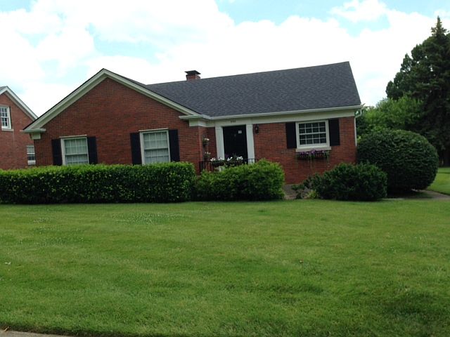 1st image of 200 Boiling Springs Dr