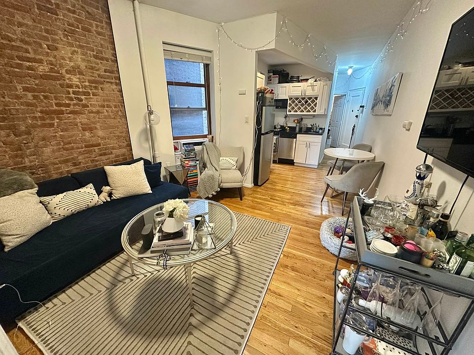 1st image of 63 Bank St APT 4A