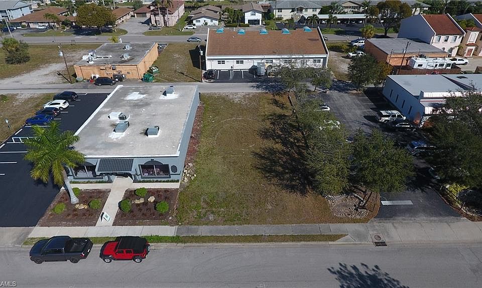 1st image of 1303 SE 47th Ter