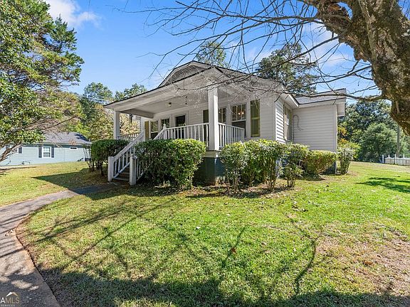 4th image of 576 Habersham Mills Rd