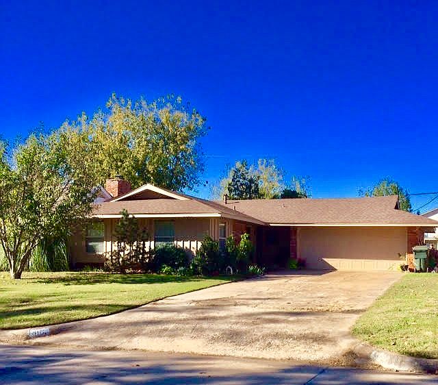1st image of 502 Rosewood Dr