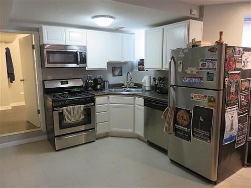 1st image of 1241 N Wolcott Ave APT G