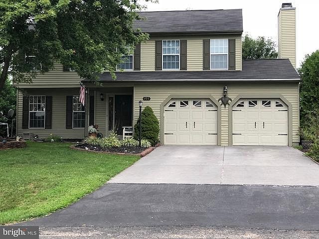 1st image of 101 Fairfax Dr