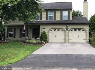 101 Fairfax Dr, Stephens City, VA 22655