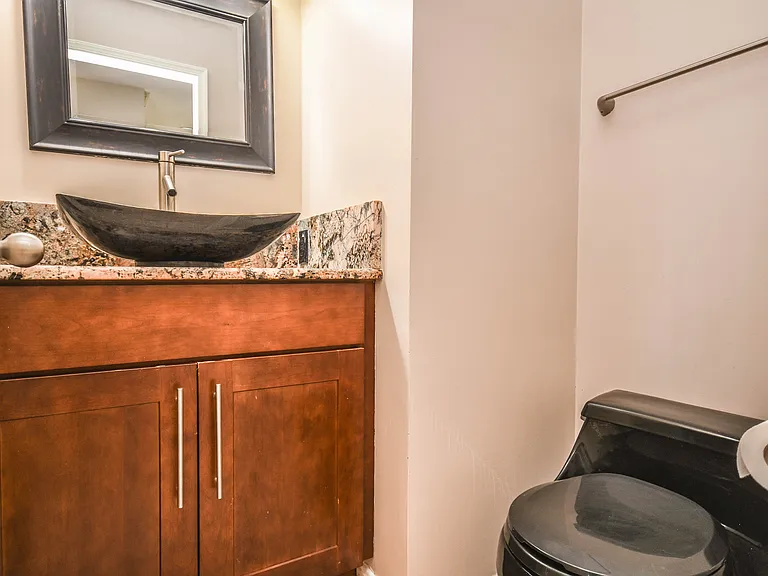 5918 Edson Ln — Photo 25