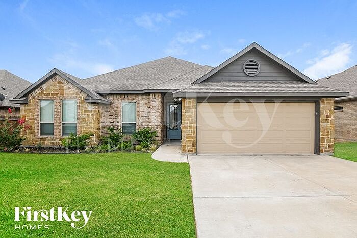 1st image of 612 Zachary Dr