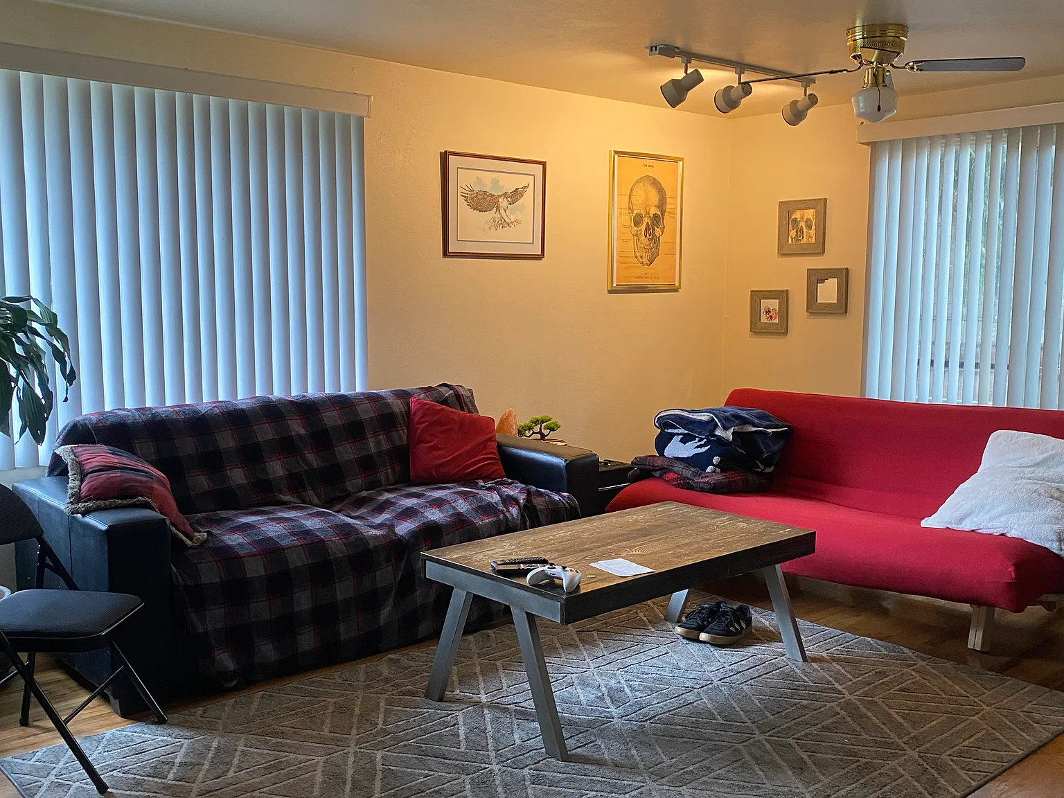 3 bed, 1694 sqft, $2,395 — Photo 4