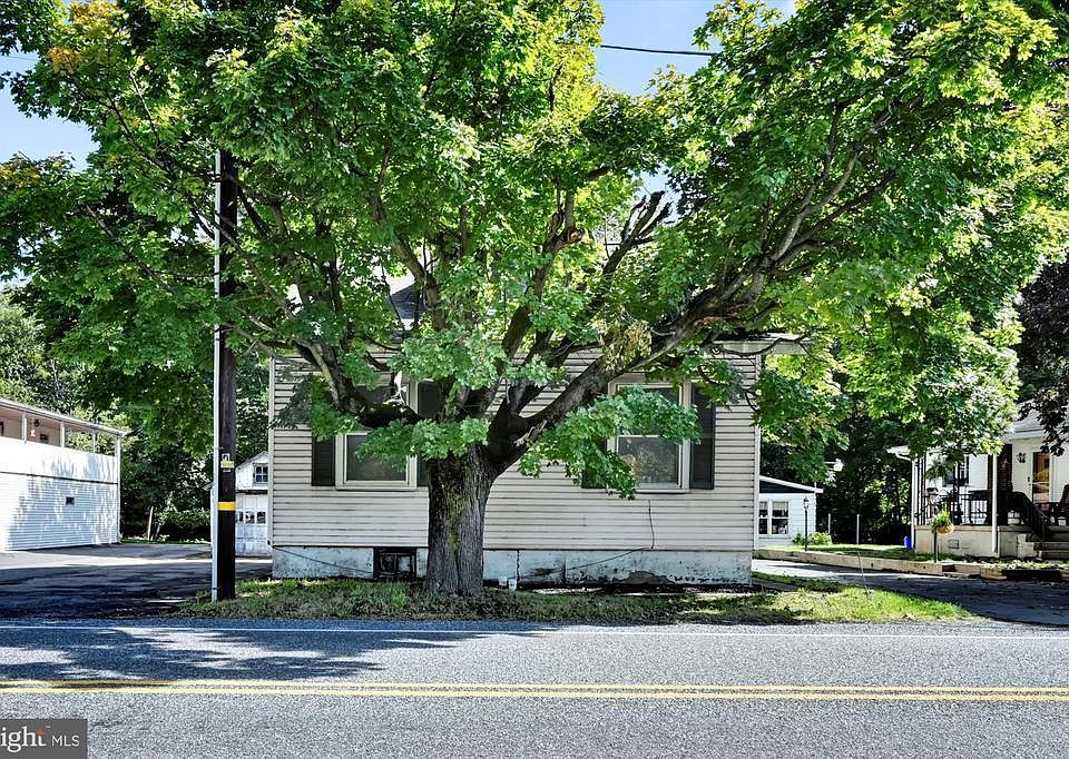1st image of 200 Tremont Rd