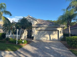 8322 Whispering Woods Ct, Lakewood Ranch, FL 34202
