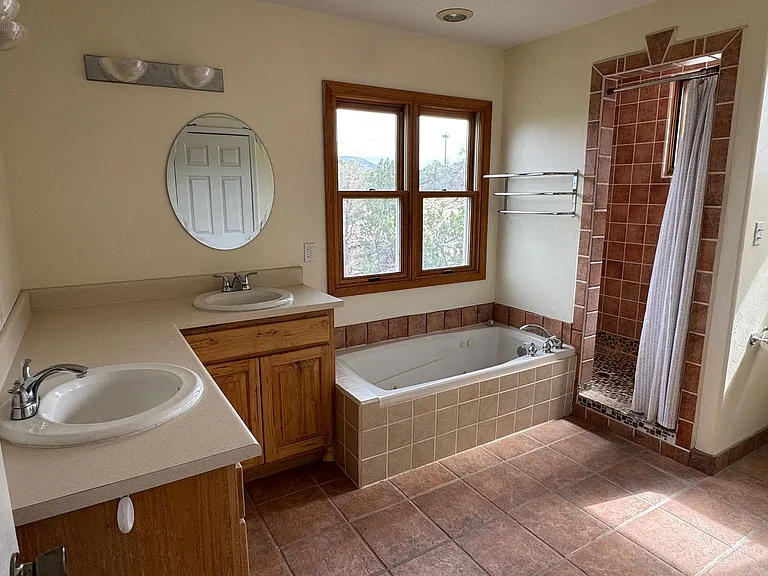 10 Alta Ct — Photo 15
