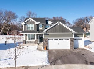 5180 Kerber Ct, Victoria, MN 55386