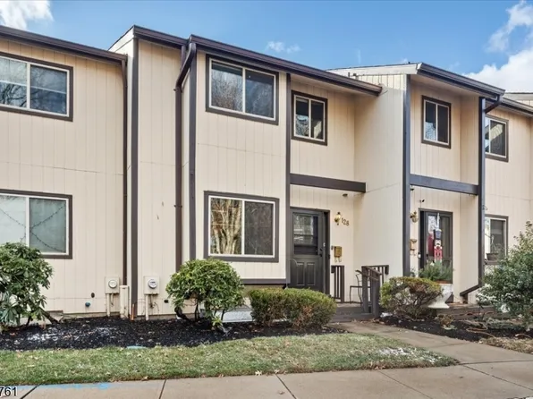 128 Chelsea Way, Bridgewater Twp., NJ 08807