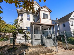 8 Wilmont St, Springfield, MA 01108