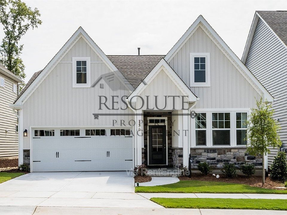 1st image of 130 Pepperwood Way