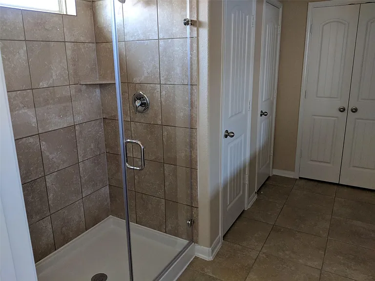 5211 Ivory Glass Dr — Photo 10