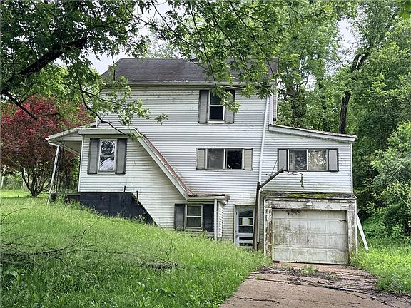3rd image of 7 Short Ave